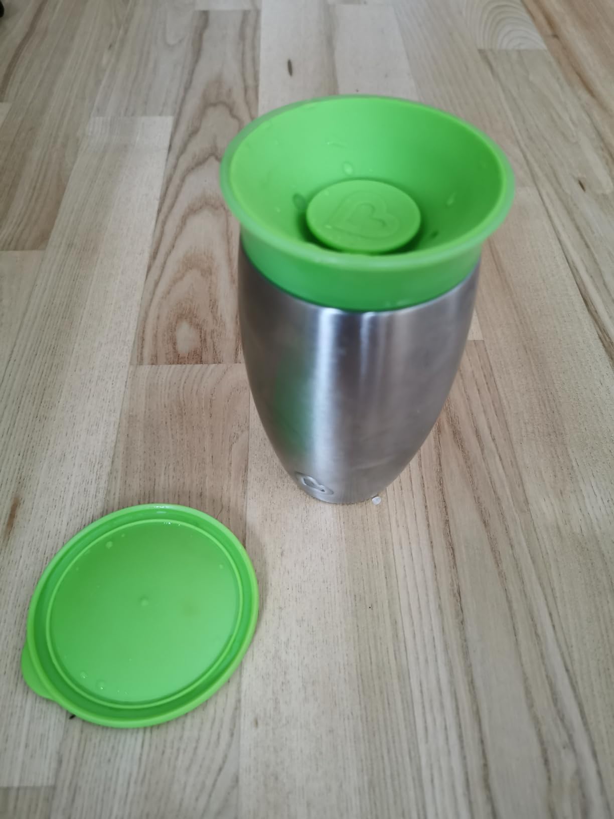 Bonne tasse mais pas intuitive au début