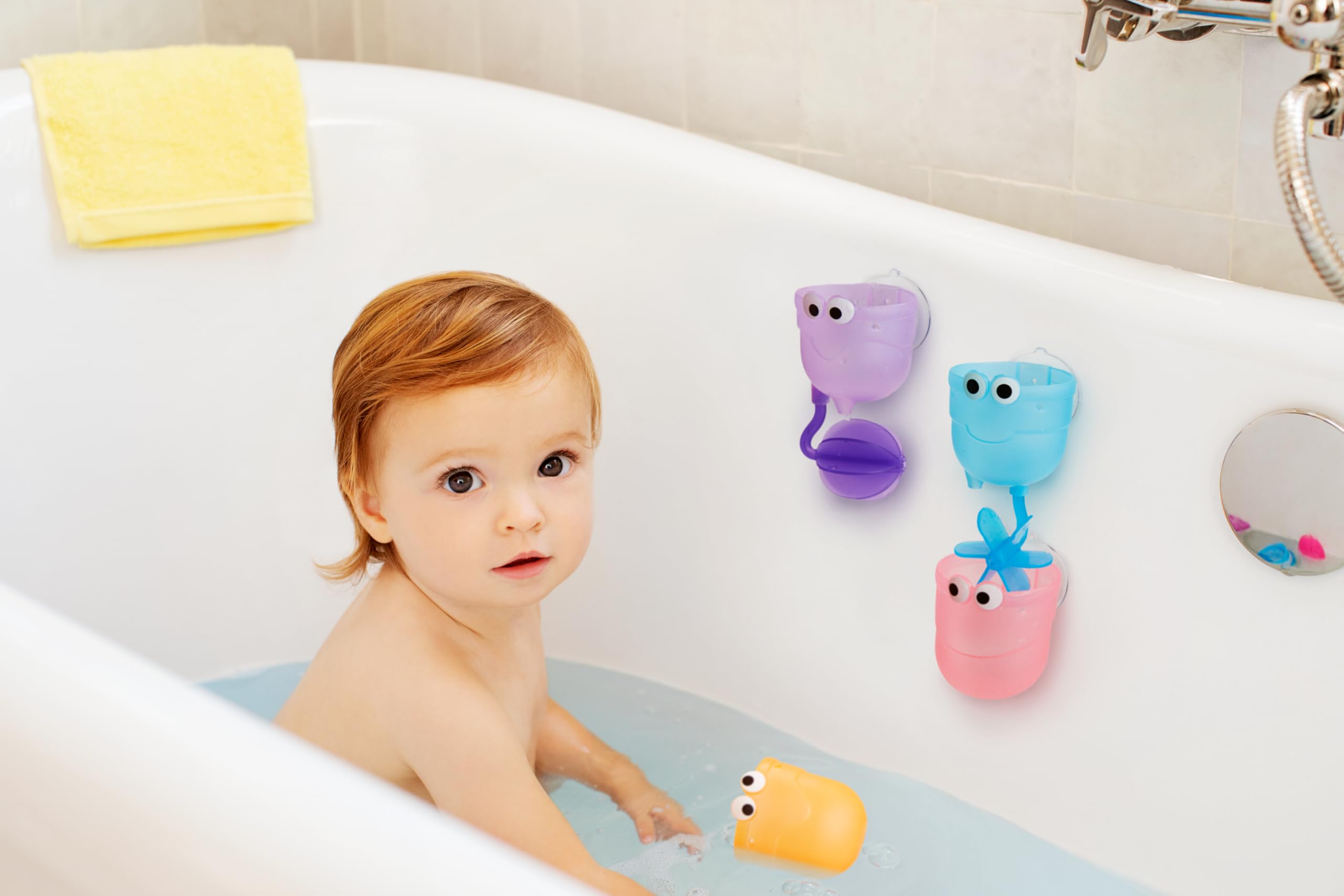munchkin-jouet-de-bain-falls-jeu-de-cascade-avec-ventouses-3-r-cipients-interact image 5