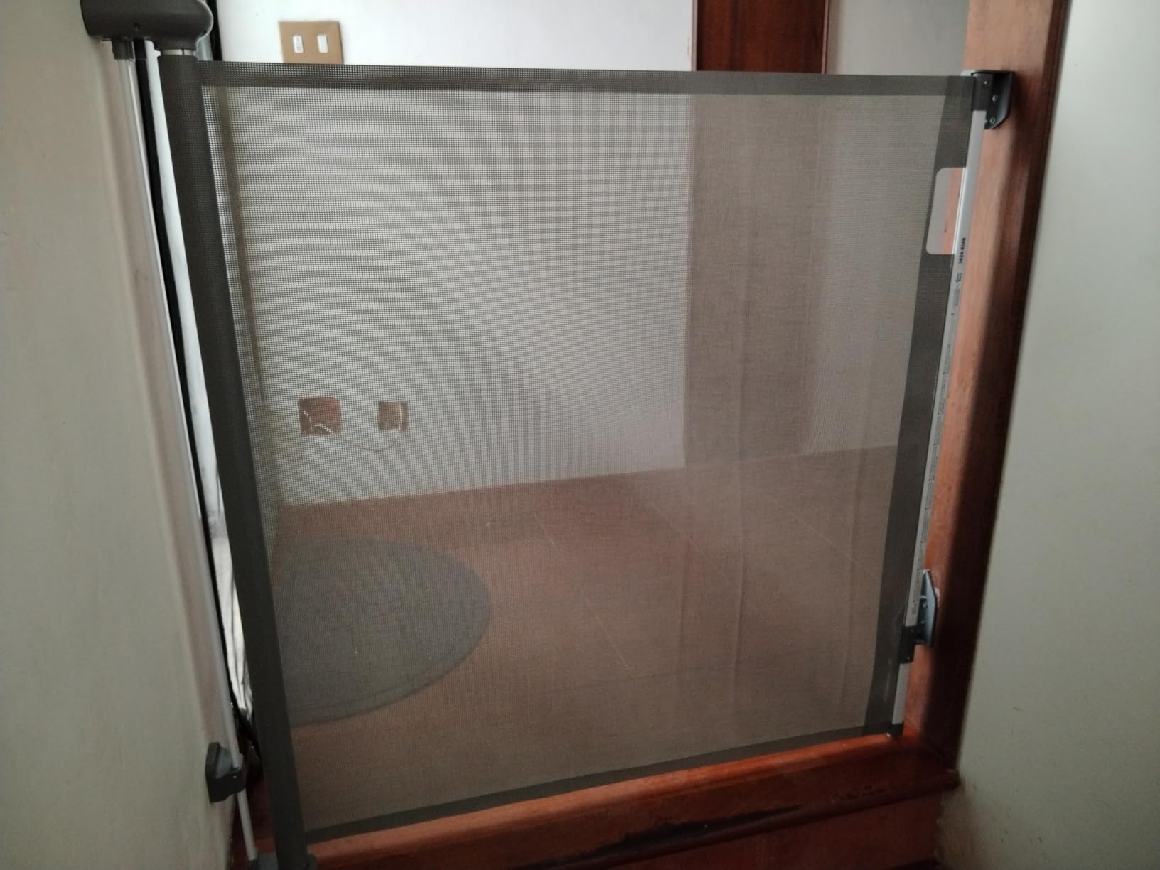 Bon produit, installation délicate